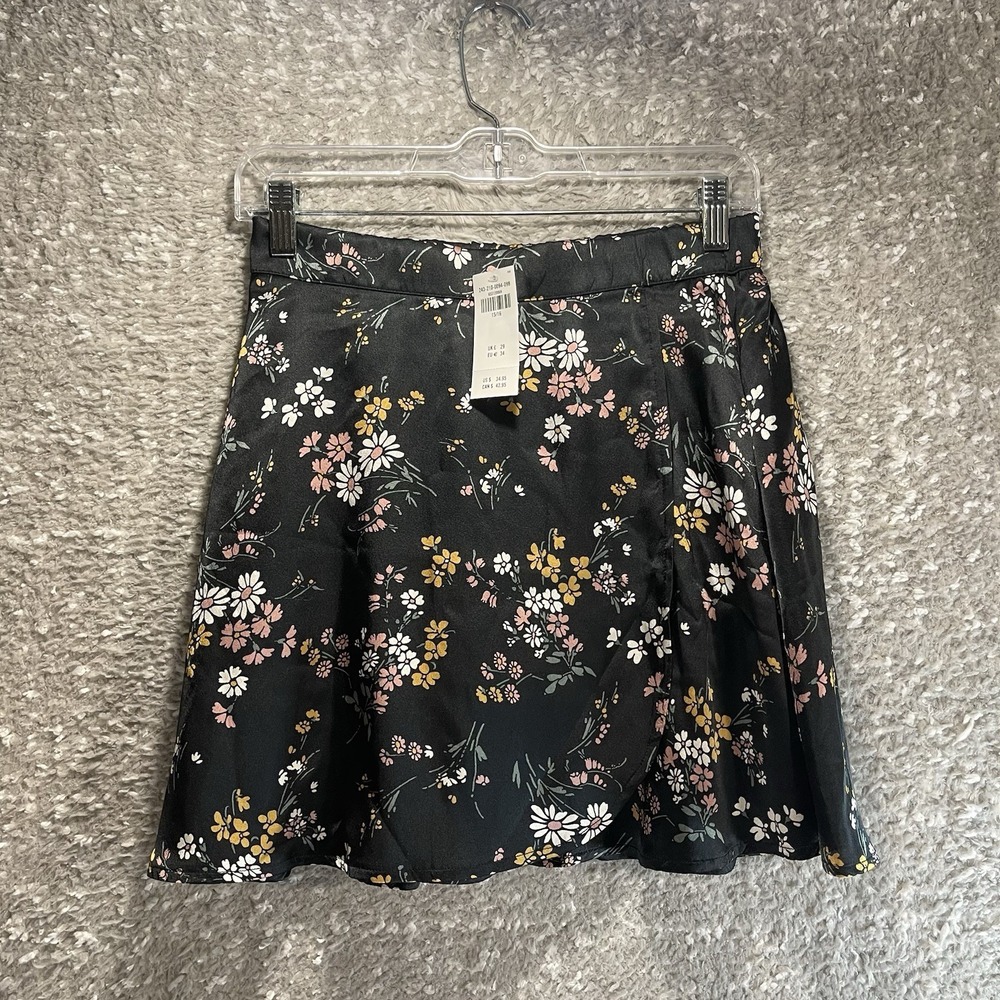 Abercrombie & Fitch Black Satin Floral Skort Skirt Flowy Pull-On Youth 15-16 NWT